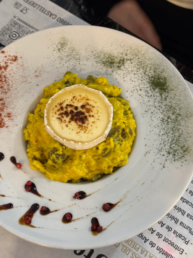 Risotto de setas con queso de cabra